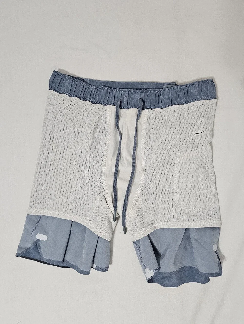 Lululemon Men’s Blue 2-in-1 Lined Running Shorts Acid Wash 6” Inseam M